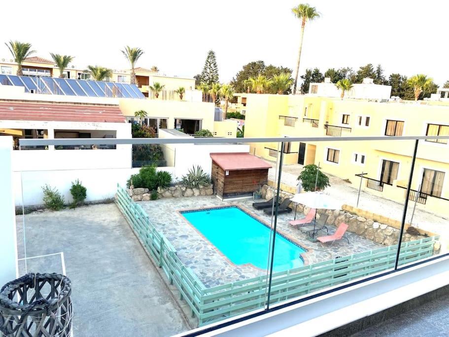 Ευ Ζην / Ev Zin: Modern, cozy, studio, pool, balcony Paphos Exterior foto