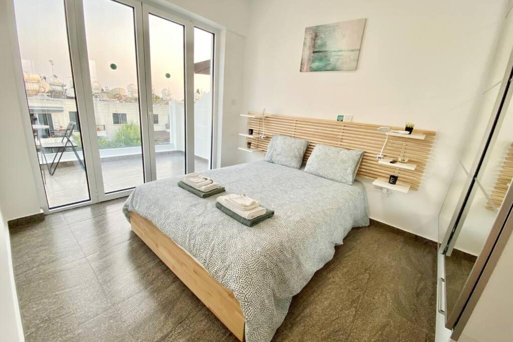 Ευ Ζην / Ev Zin: Modern, cozy, studio, pool, balcony Paphos Exterior foto