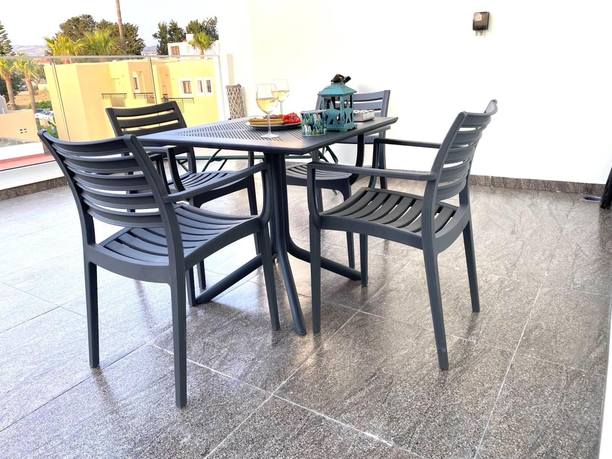 Ευ Ζην / Ev Zin: Modern, cozy, studio, pool, balcony Paphos Exterior foto